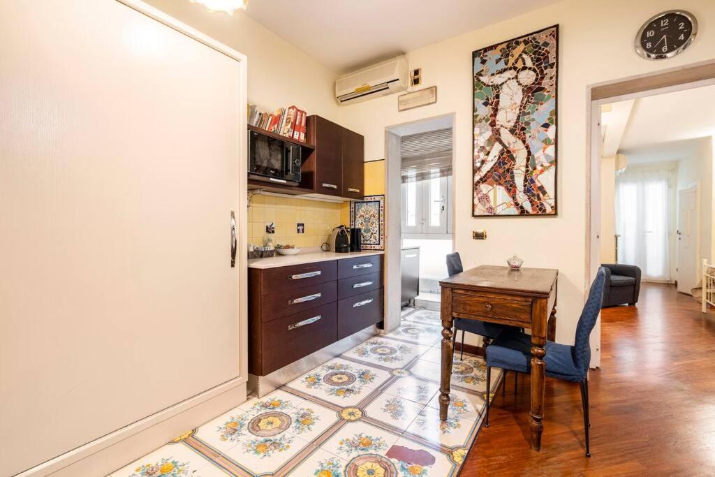 Araba Fenice Apartments - Bari Centro Экстерьер фото